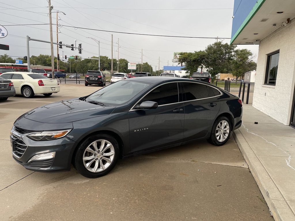 2020 Chevrolet Malibu Image 4