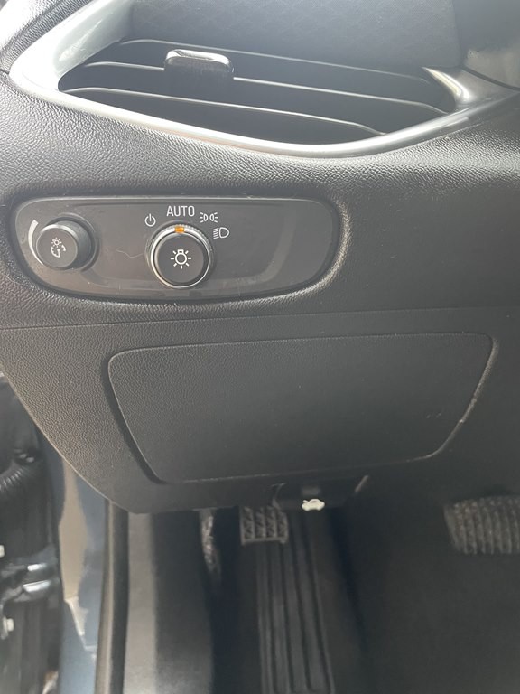 2020 Chevrolet Malibu Image 8