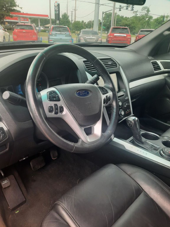 2014 Ford Explorer Image 13