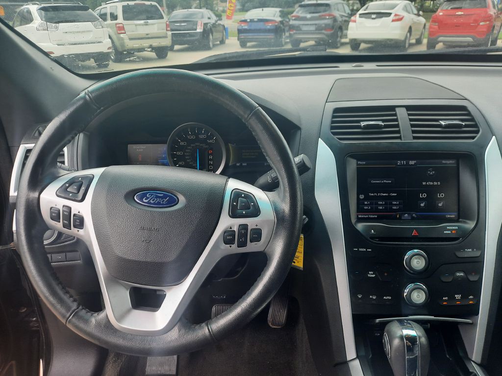 2014 Ford Explorer Image 17