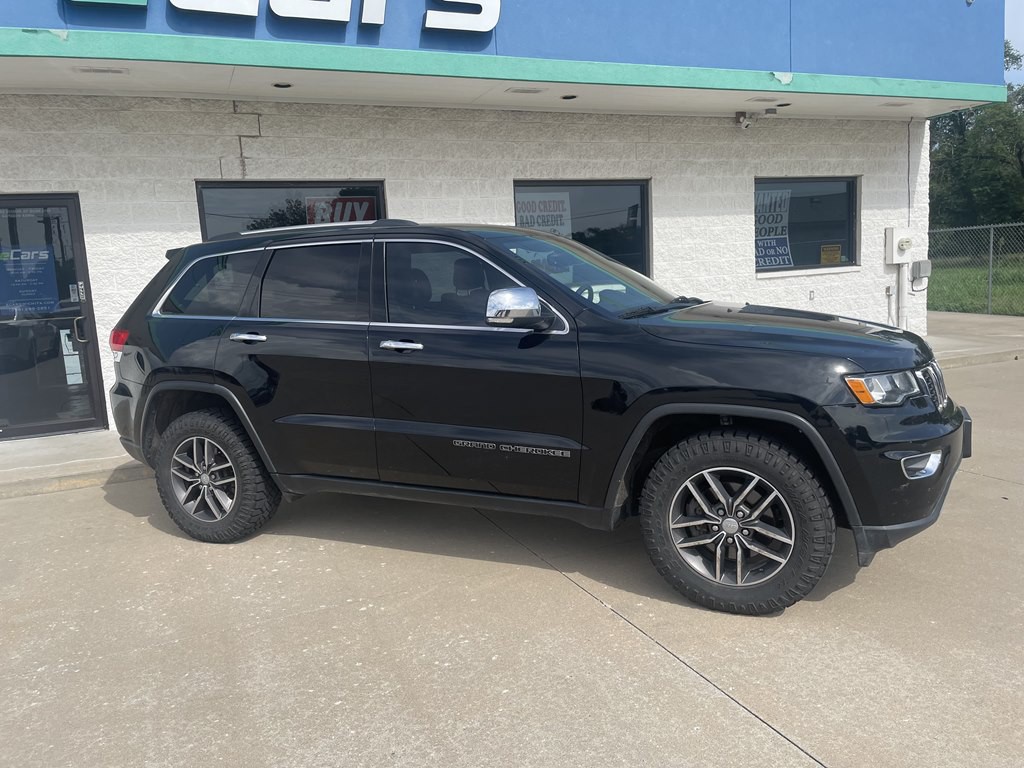 2017 Jeep Grand Cherokee Image 2
