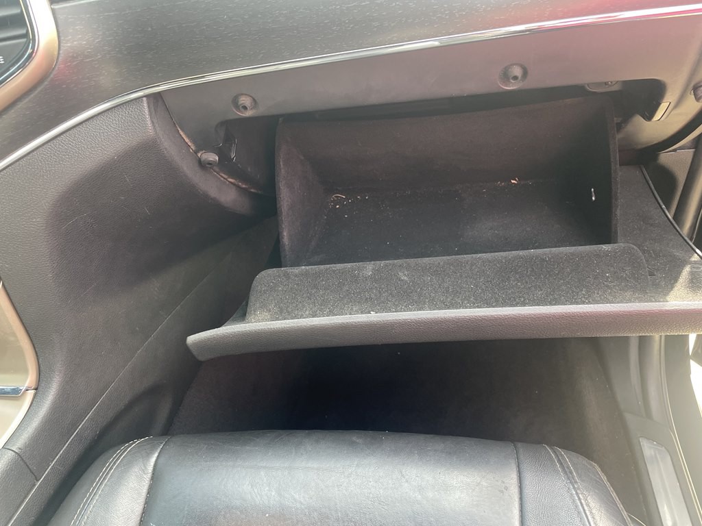 2017 Jeep Grand Cherokee Image 19