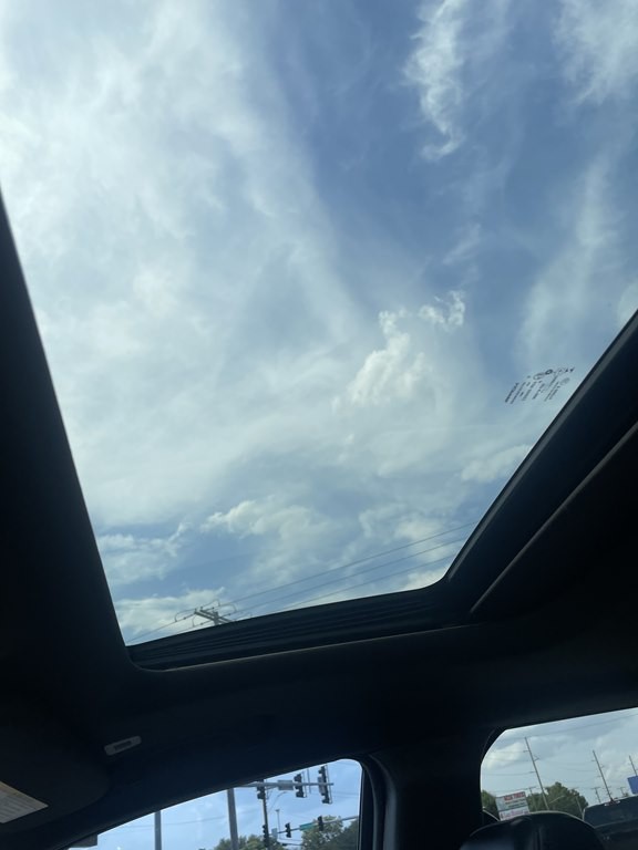 2017 Jeep Grand Cherokee Image 12