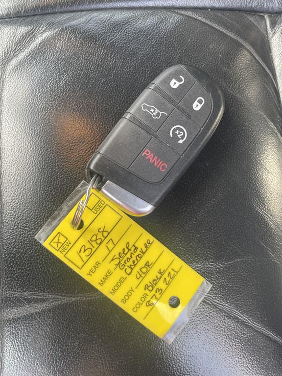 2017 Jeep Grand Cherokee Image 29