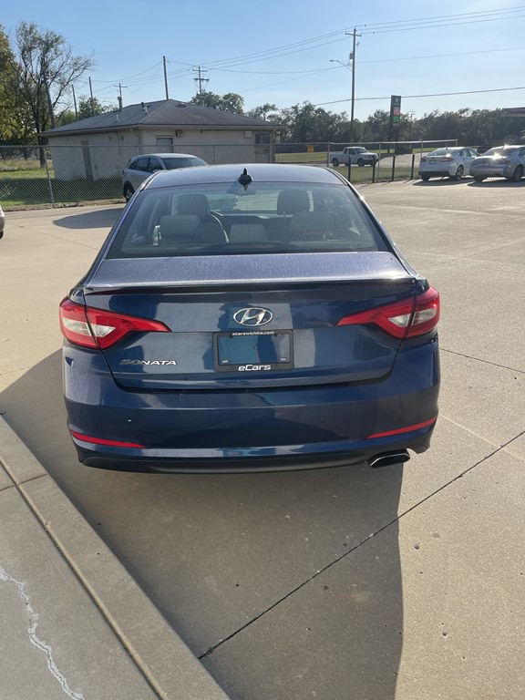 2015 Hyundai Sonata Image 5