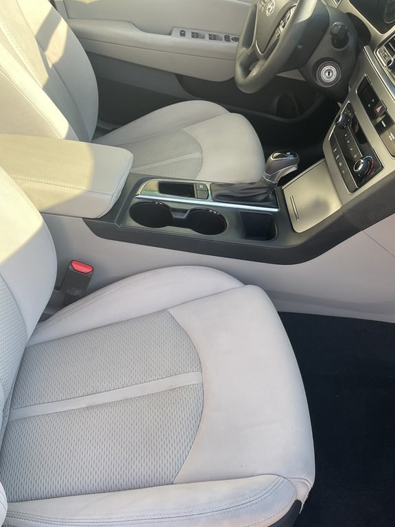 2015 Hyundai Sonata Image 17