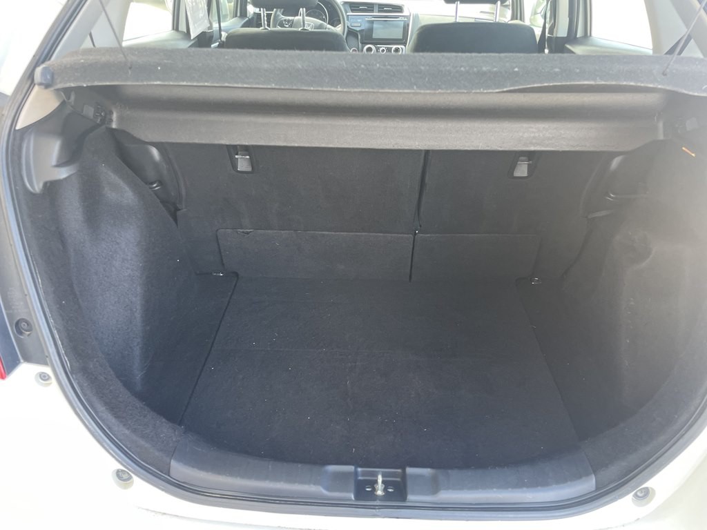 2015 Honda Fit Image 24