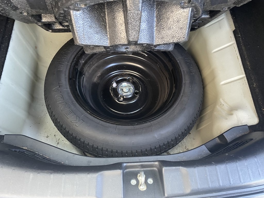 2015 Honda Fit Image 25