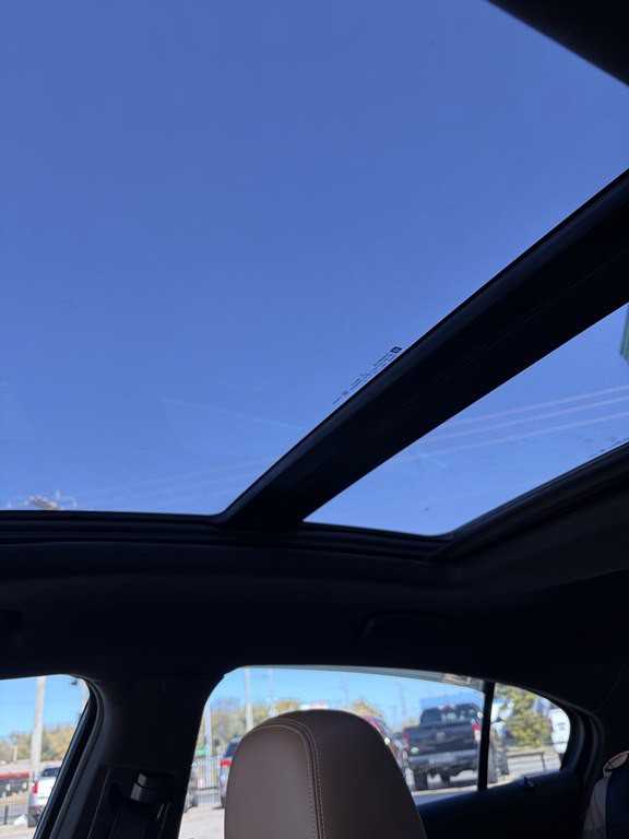 2016 Buick Lacrosse Image 13