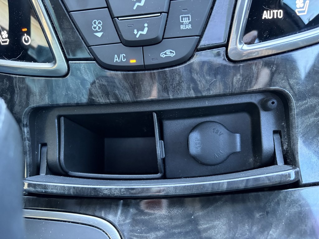 2016 Buick Lacrosse Image 17