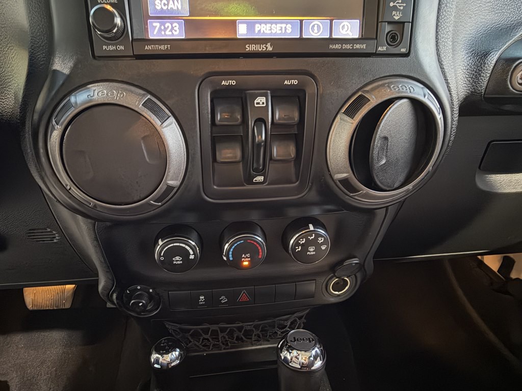 2017 Jeep Wrangler Unlimited Image 13