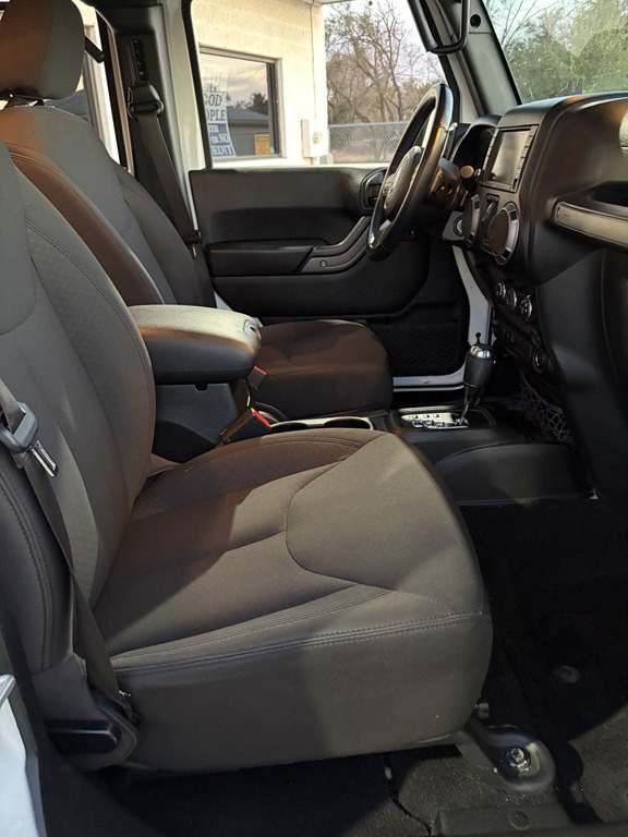 2017 Jeep Wrangler Unlimited Image 17