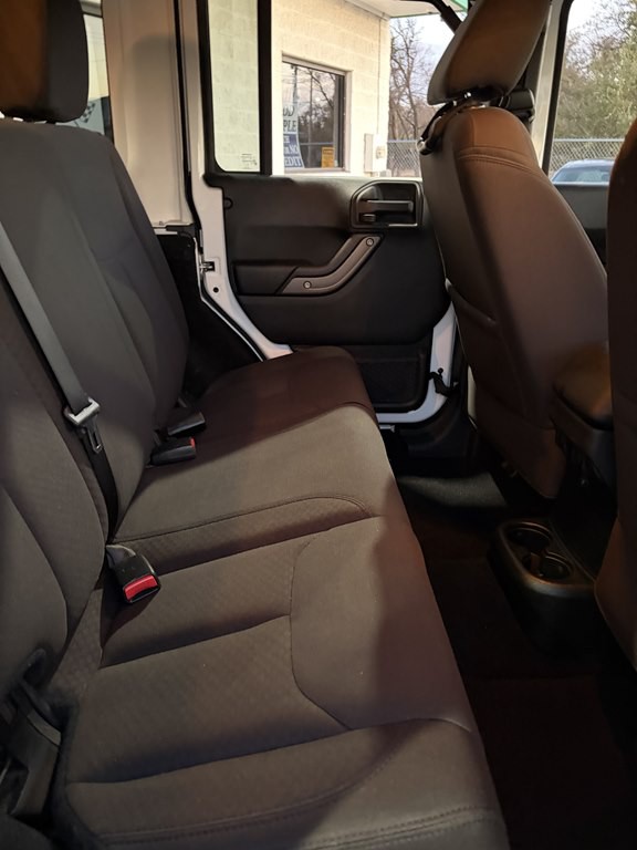 2017 Jeep Wrangler Unlimited Image 24