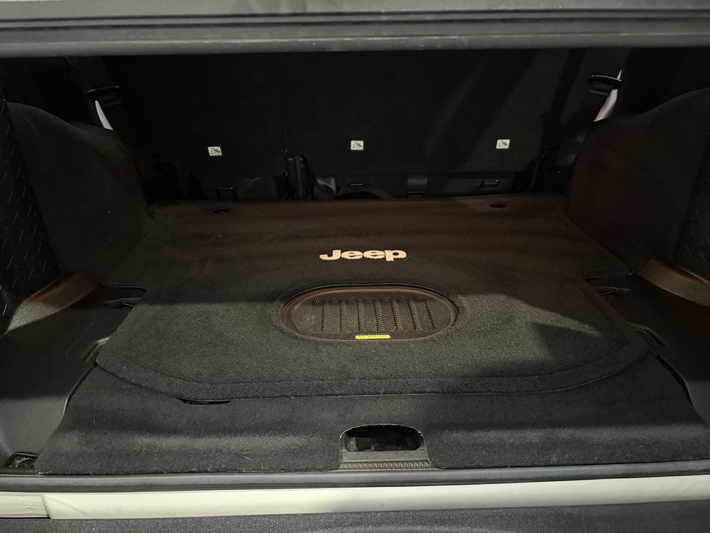 2017 Jeep Wrangler Unlimited Image 25
