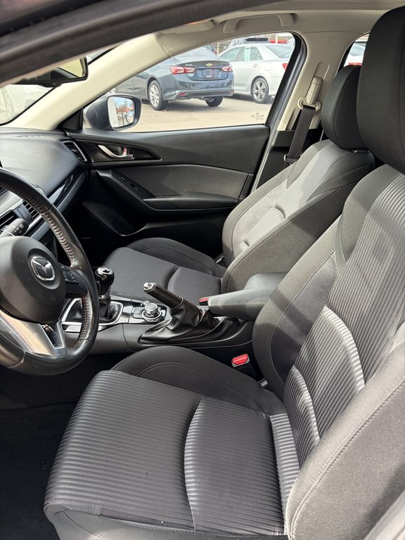 2016 Mazda Mazda3 Image 7