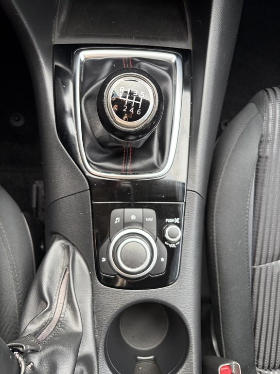2016 Mazda Mazda3 Image 16