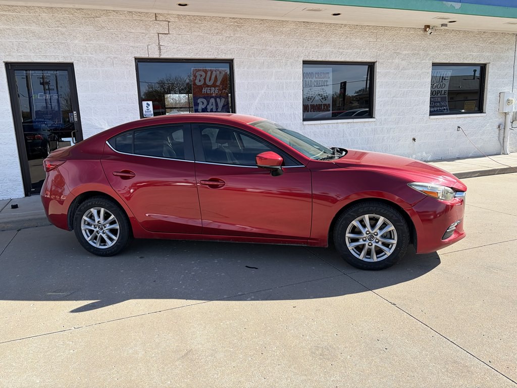 2018 Mazda Mazda3 Image 2