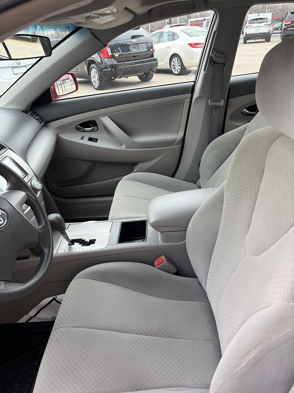 2009 Toyota Camry Image 8