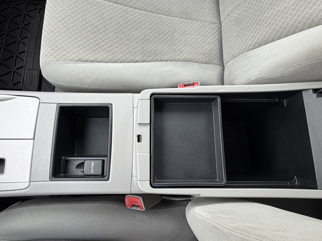 2009 Toyota Camry Image 19