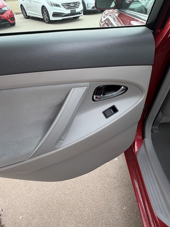 2009 Toyota Camry Image 23