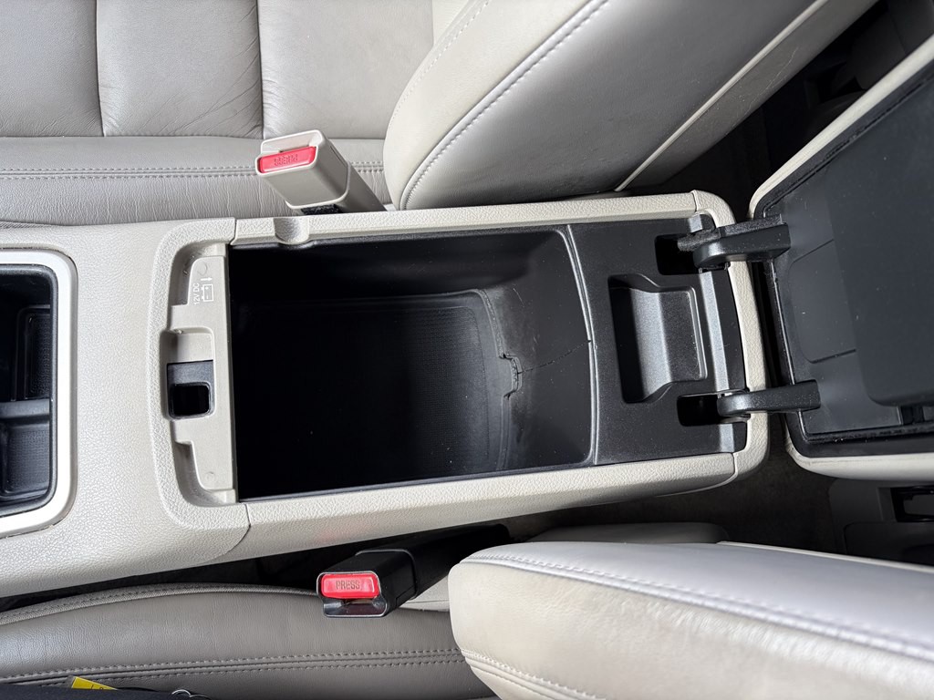 2011 Jeep Grand Cherokee Image 18