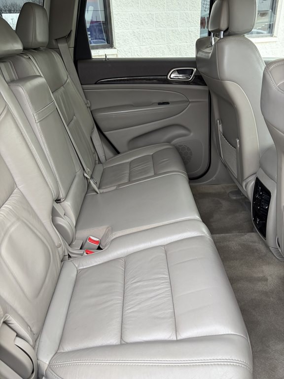 2011 Jeep Grand Cherokee Image 26