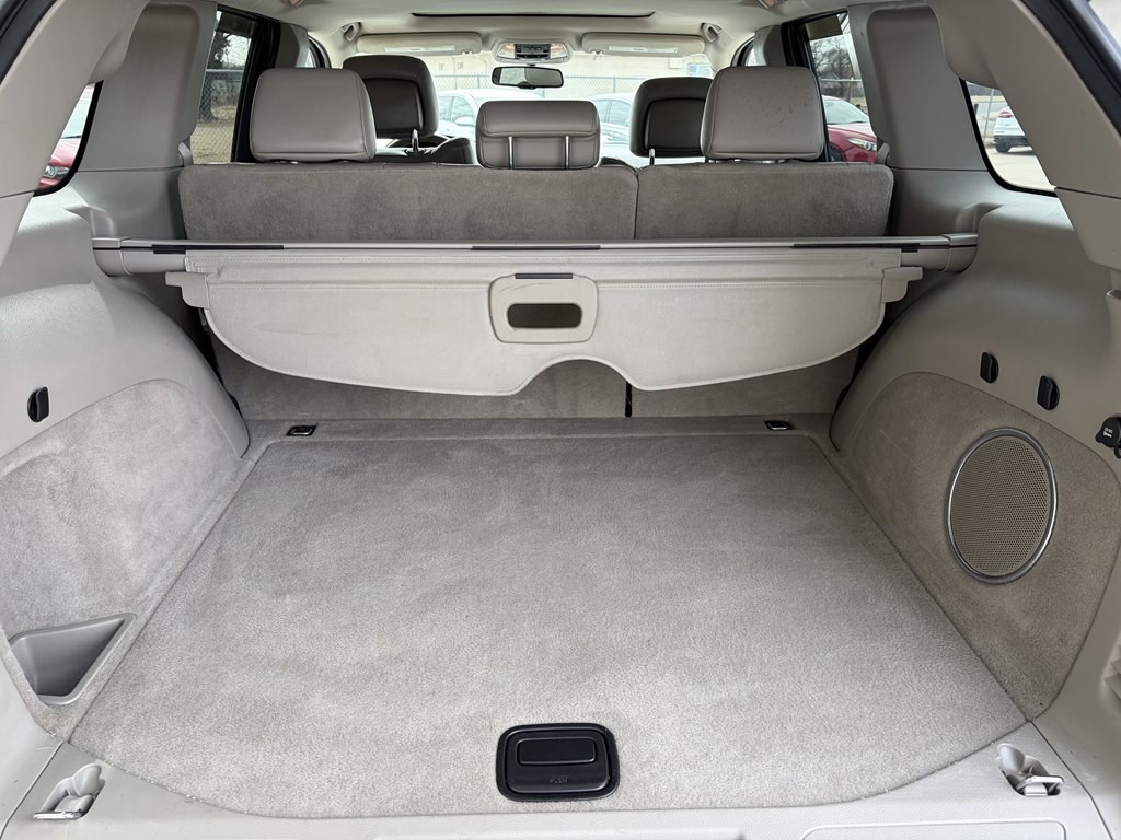 2011 Jeep Grand Cherokee Image 27