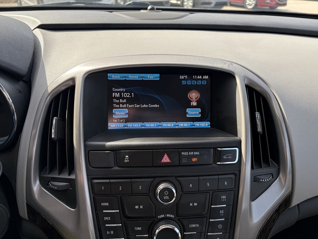 2013 Buick Verano Image 12