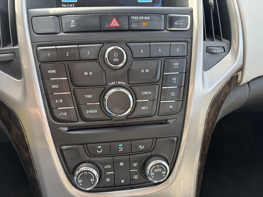 2013 Buick Verano Image 14