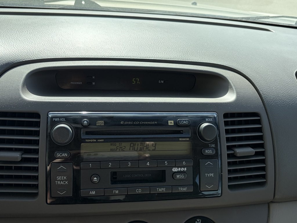 2002 Toyota Camry Image 13