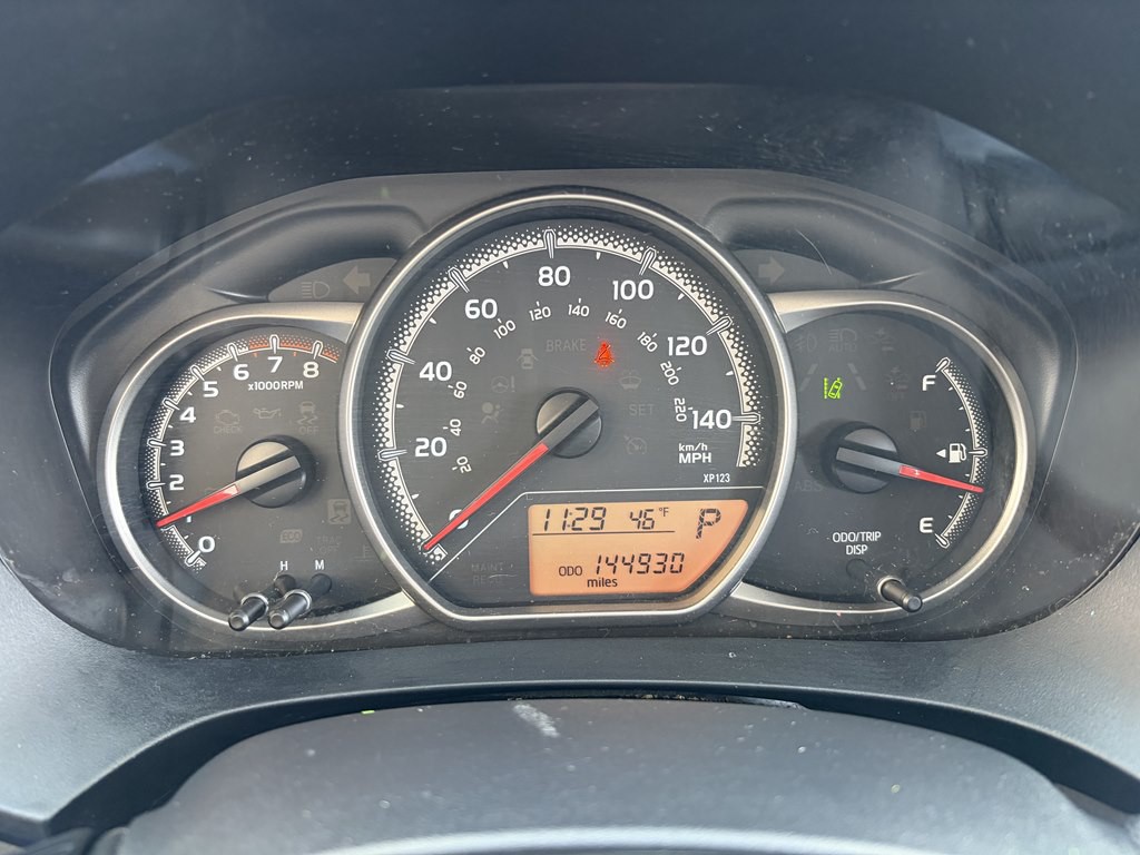 2017 Toyota Yaris Image 10