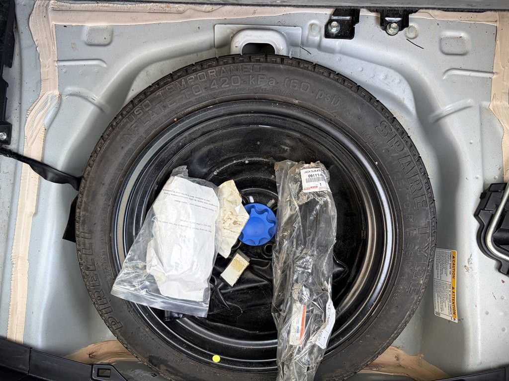 2017 Toyota Yaris Image 25