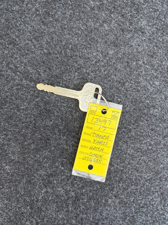 2017 Toyota Yaris Image 26