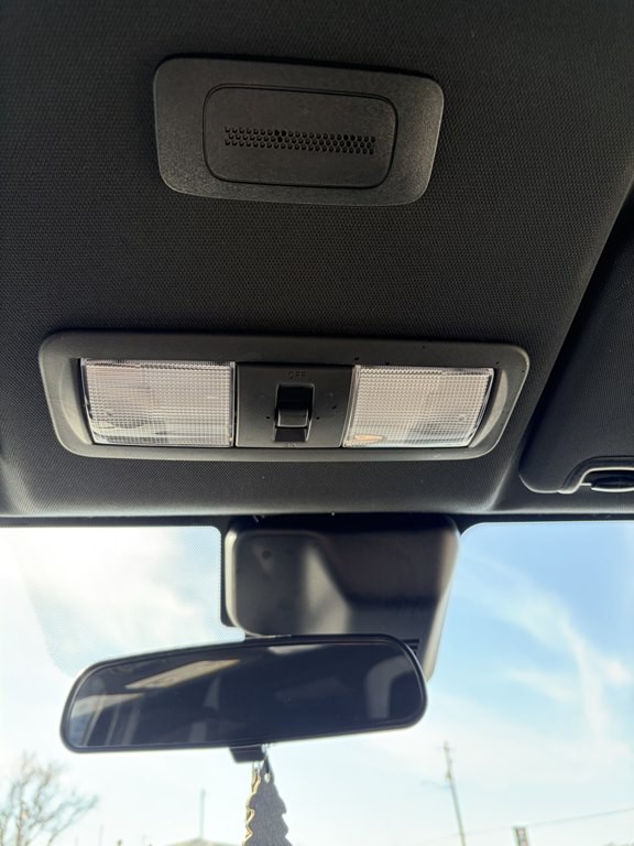 2023 Nissan Frontier Image 11