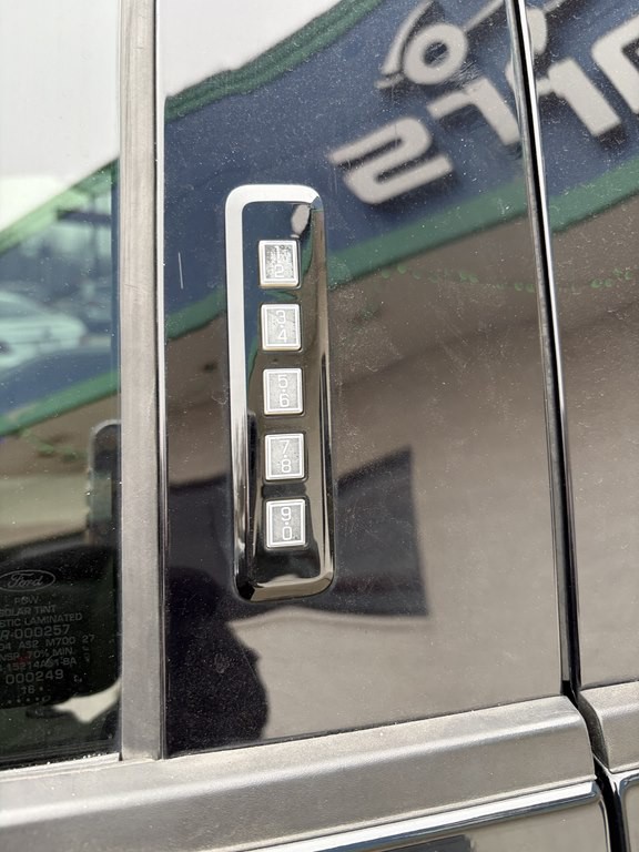 2017 Ford F-150 Image 6