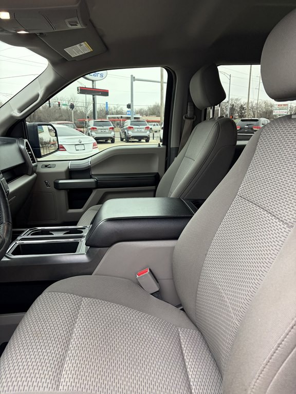 2017 Ford F-150 Image 8