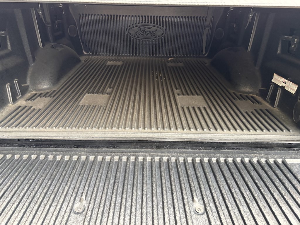 2017 Ford F-150 Image 25