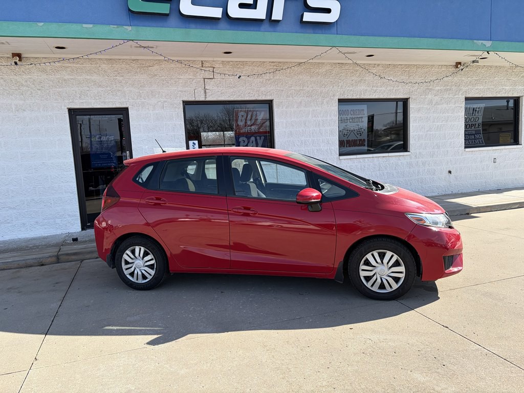 2016 Honda Fit Image 2