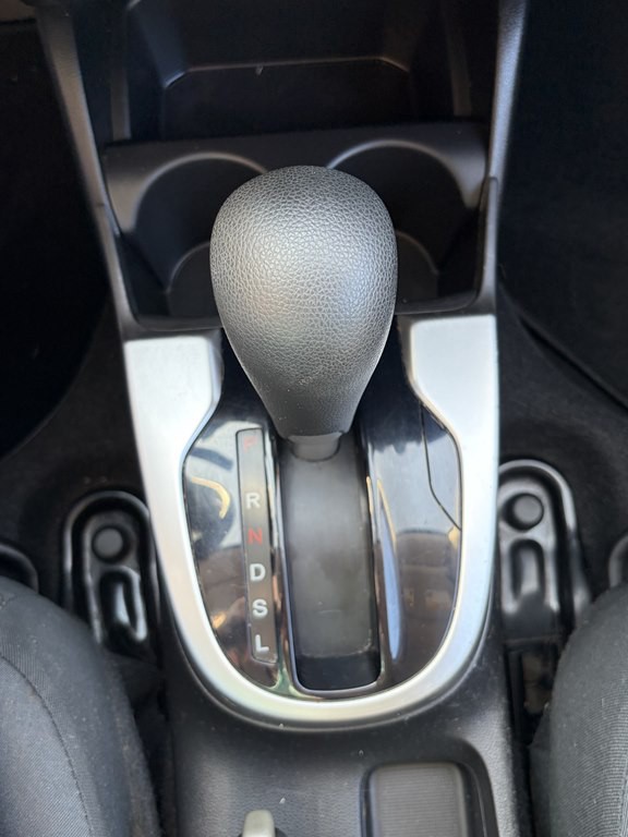 2016 Honda Fit Image 15