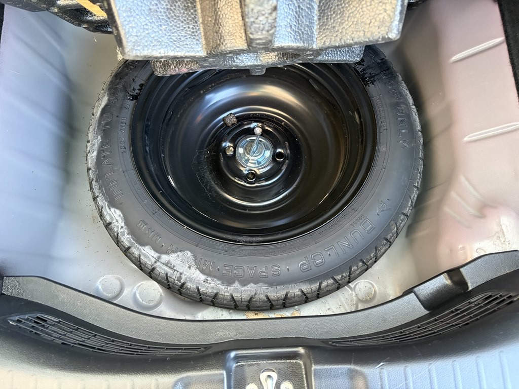 2016 Honda Fit Image 24