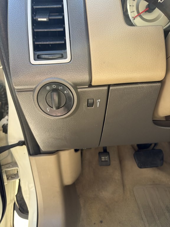 2007 Ford Edge Image 8