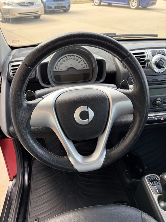 2009 smart fortwo Image 8