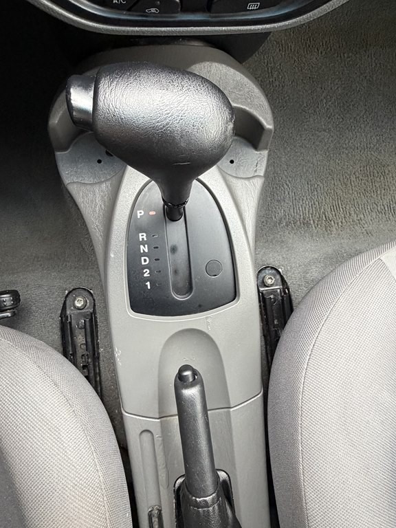 2005 Ford Focus Image 14