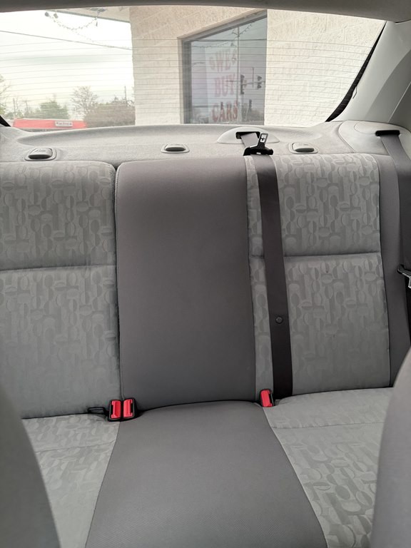 2005 Ford Focus Image 18