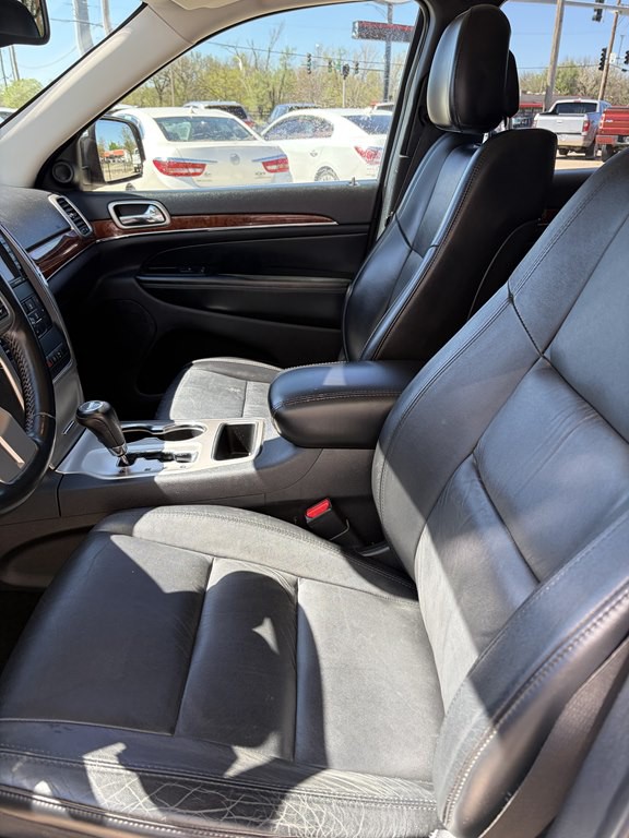 2011 Jeep Grand Cherokee Image 7