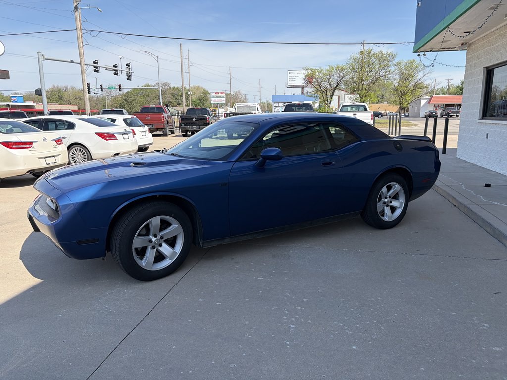 2009 Dodge Challenger Image 4