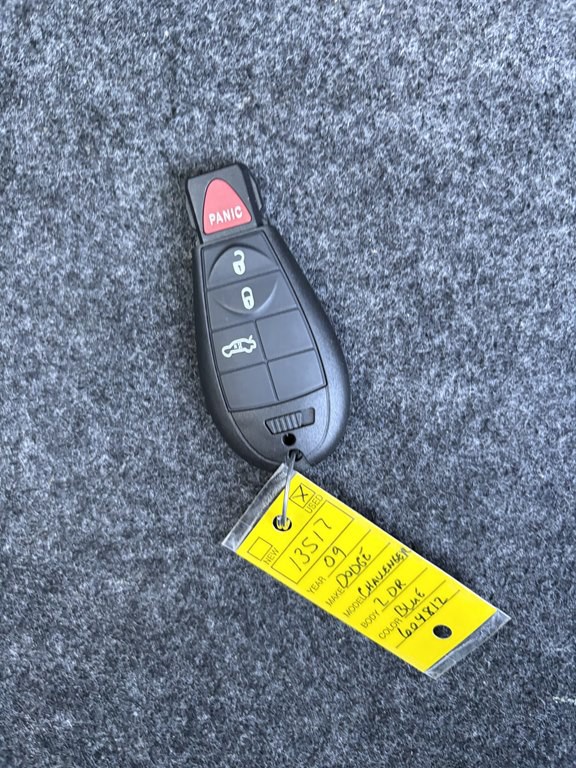 2009 Dodge Challenger Image 26