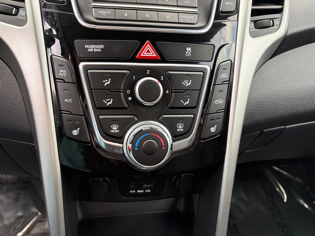 2013 Hyundai Elantra Image 13