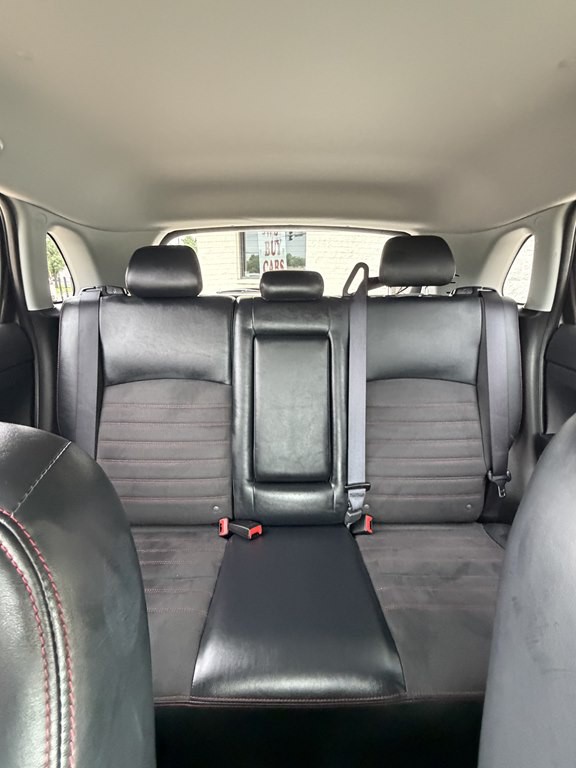 2018 Mitsubishi Outlander Image 19