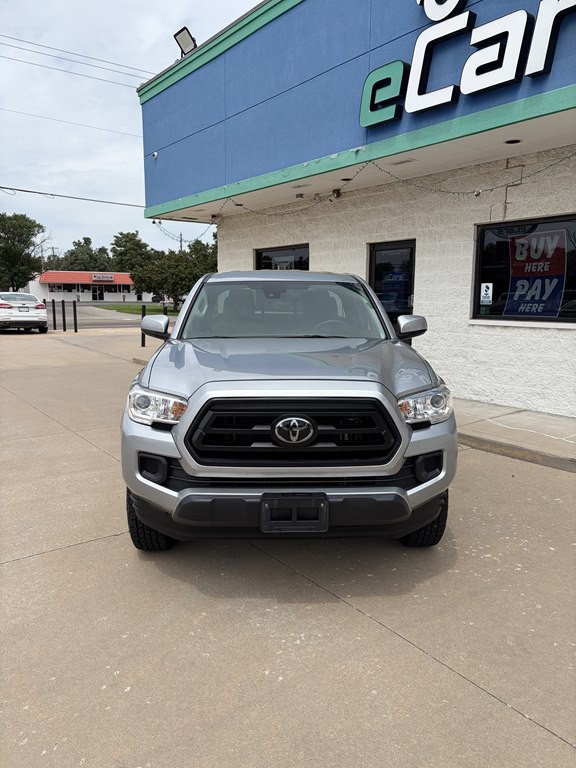 2023 Toyota Tacoma Image 3